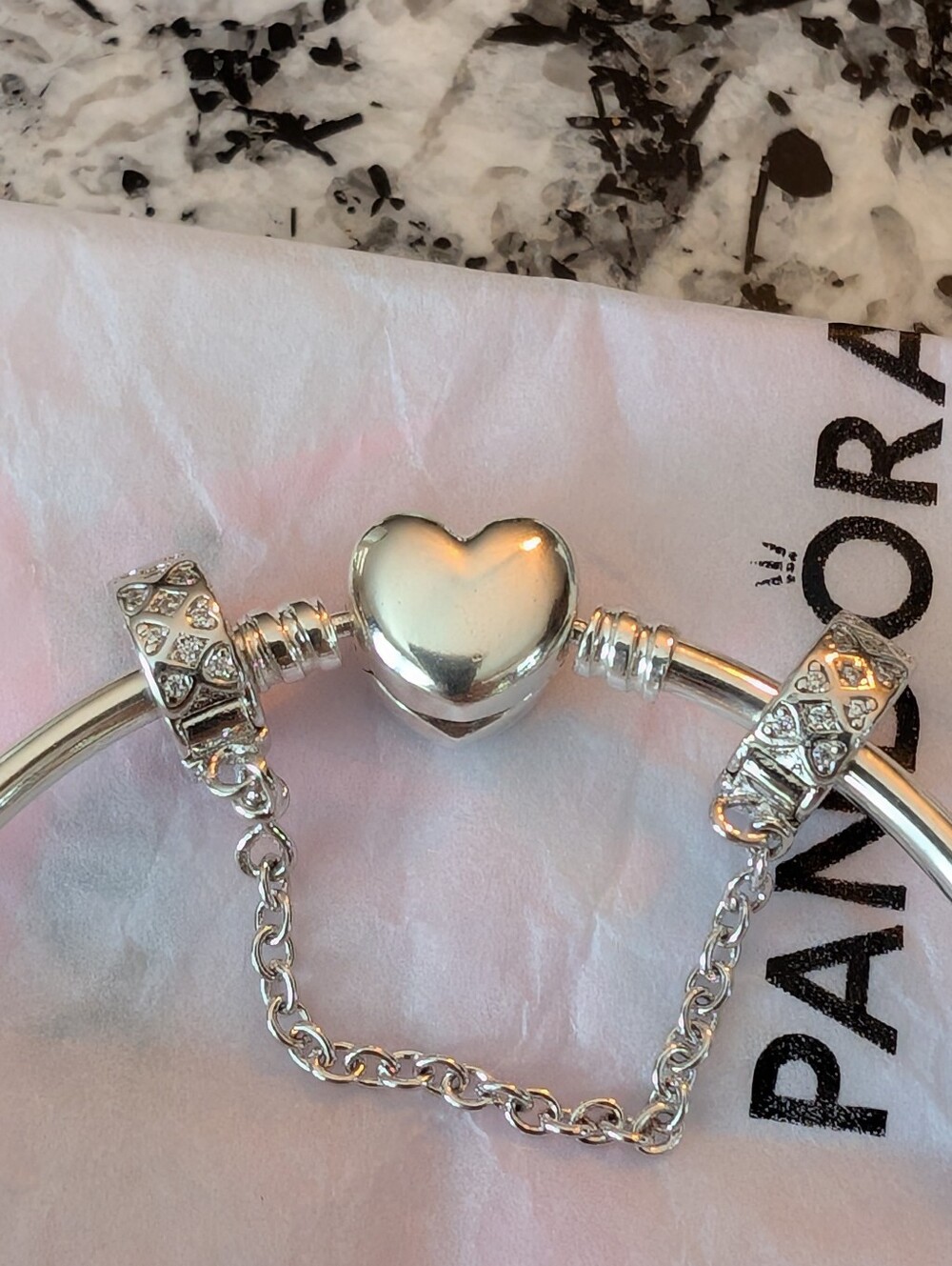 New Pandora Entwined Infinite Hearts Bangle w/Charms - Picture 6 of 7